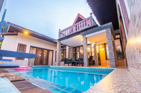 4BR Bali style Private Pool Villa Siya พูลวิลล่าพัทยา